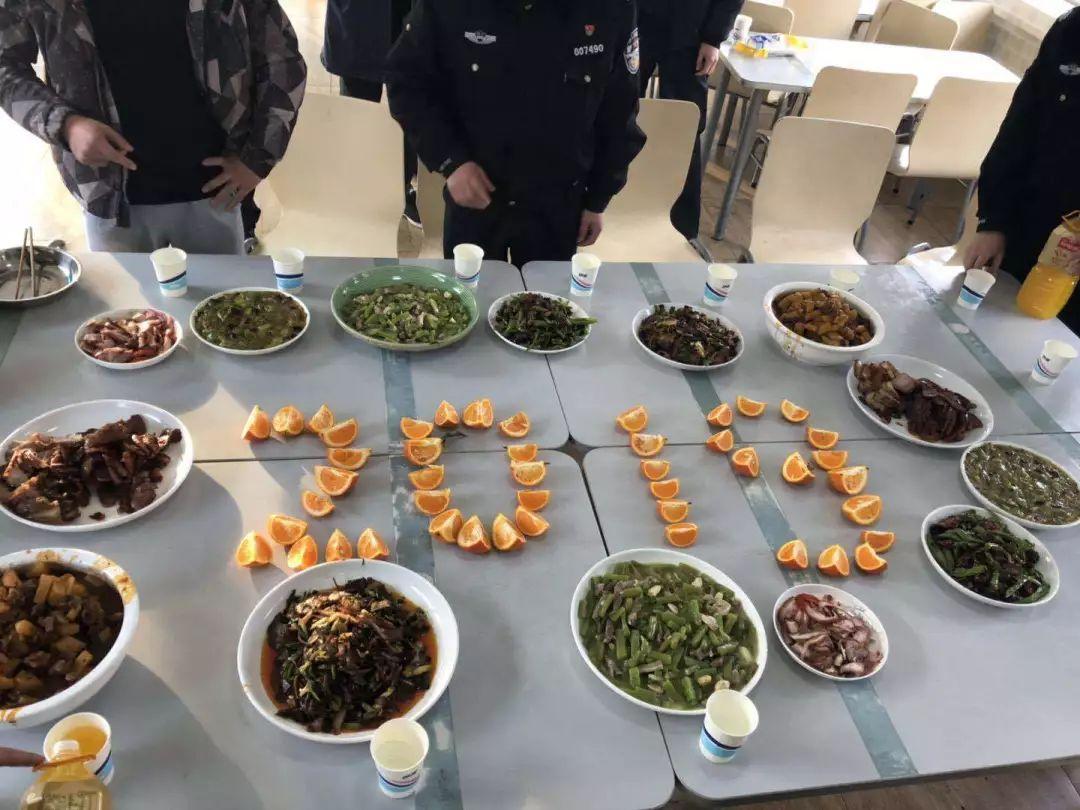 掌勺年夜饭，0后厨神崛起